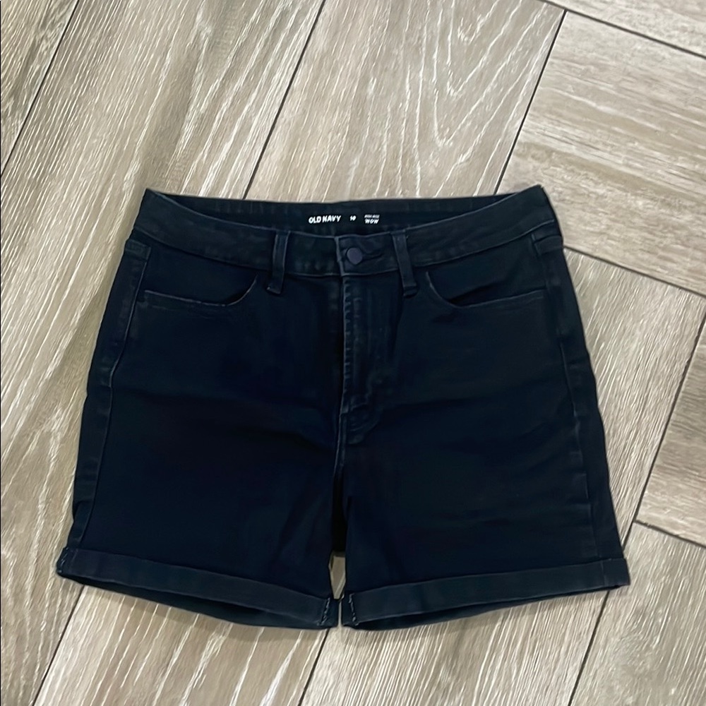 Old Navy Women's Black Jean Shorts (C)